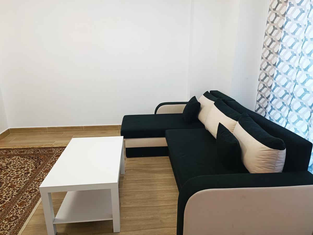 Baj - Apartamentos En Playa Bajondillo, Торемолинос Екстериор снимка