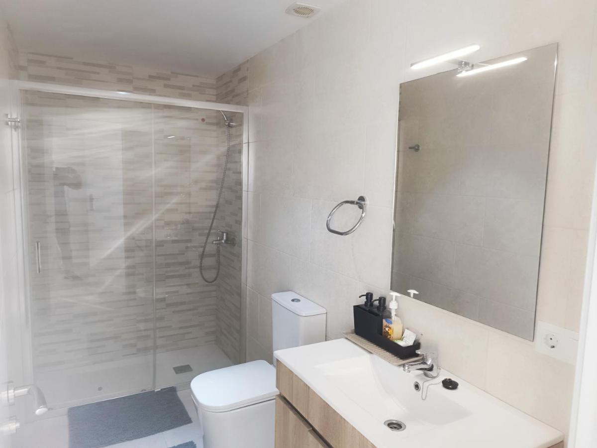 Baj - Apartamentos En Playa Bajondillo, Торемолинос Екстериор снимка